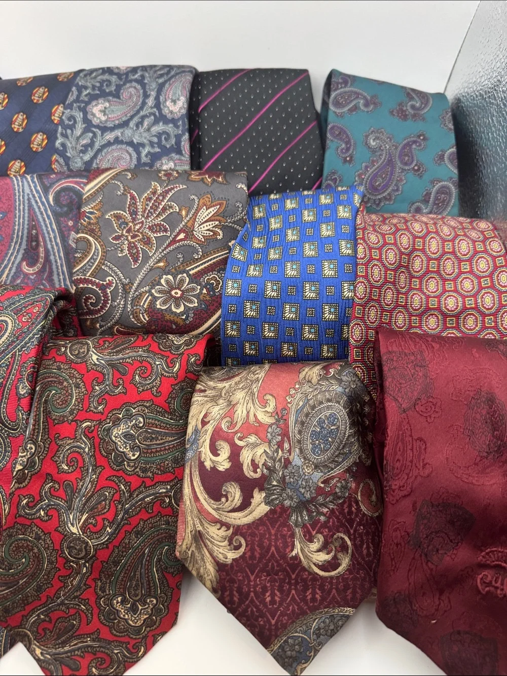 15 Assorted Mens Paisley & Patterned Ties Red Burgundy Blue Sailboat Gometric